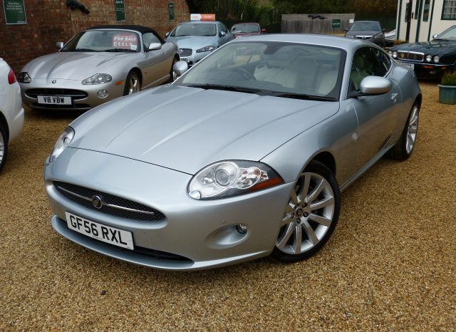 JAGUAR XK 4.2 COUPE – FJSH – 11 STAMPS – 56K full