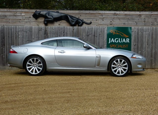 JAGUAR XK 4.2 COUPE – FJSH – 11 STAMPS – 56K full