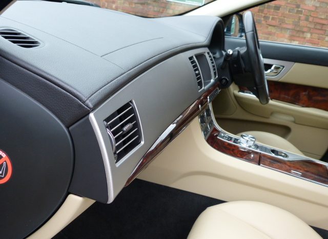 JAGUAR XF 2.2 DIESEL LUXURY – 1 LADY OWNER – FSH – 48K full