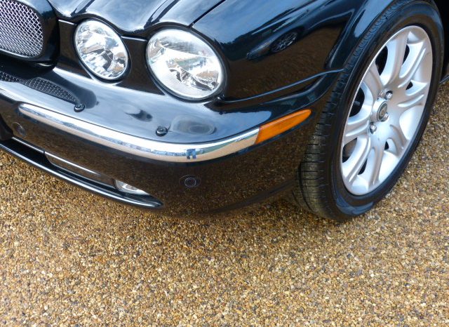 JAGUAR XJ6 3.0 (SAT NAV) 1 PREVIOUS OWNER – FULLY LOADED – FJSH – 51K full