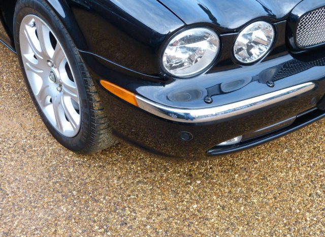 JAGUAR XJ6 3.0 (SAT NAV) 1 PREVIOUS OWNER – FULLY LOADED – FJSH – 51K full