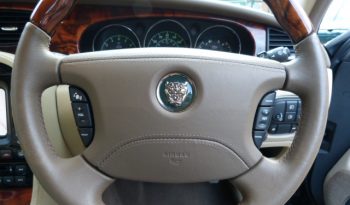 JAGUAR XJ6 3.0 (SAT NAV) 1 PREVIOUS OWNER – FULLY LOADED – FJSH – 51K full
