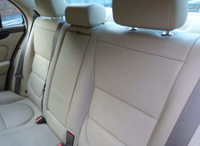 JAGUAR XJ6 3.0 (SAT NAV) 1 PREVIOUS OWNER – FULLY LOADED – FJSH – 51K full
