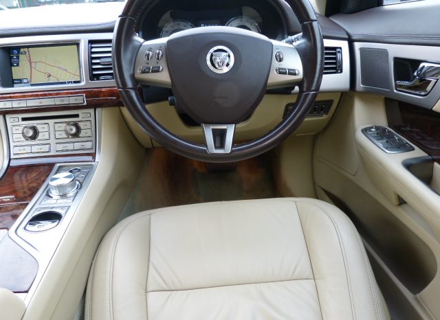 JAGUAR XF 3.0 DIESEL LUXURY (REVERSE CAMERA) 1 PREVIOUS OWNER – FSH – 50K full