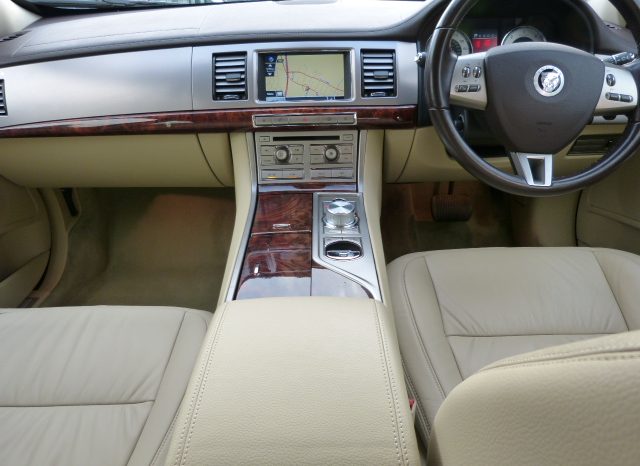 JAGUAR XF 3.0 DIESEL LUXURY (REVERSE CAMERA) 1 PREVIOUS OWNER – FSH – 50K full
