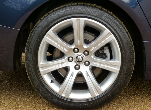 JAGUAR XF 3.0 DIESEL LUXURY (REVERSE CAMERA) 1 PREVIOUS OWNER – FSH – 50K full