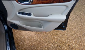 JAGUAR XJ6 3.0 (SAT NAV) 1 PREVIOUS OWNER – FULLY LOADED – FJSH – 51K full