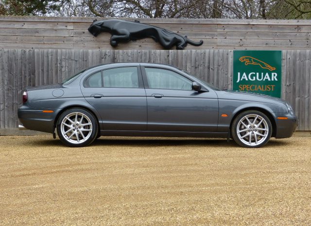 JAGUAR S-TYPE R 4.2 – AUTO – FSH – 73K full
