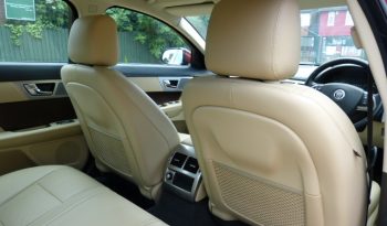 JAGUAR XF 3.0 LUXURY (REVERSE CAMERA) 1 PREVIOUS OWNER – 35K full